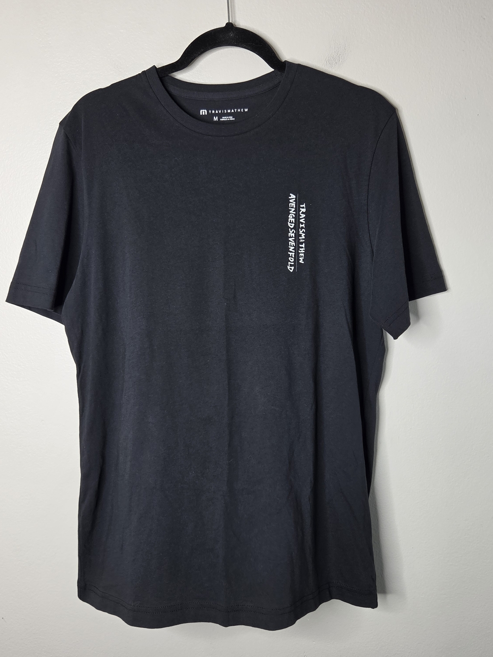 TRAVIS MATHEW Men’s Black Short Sleeve Logo T-Shirt